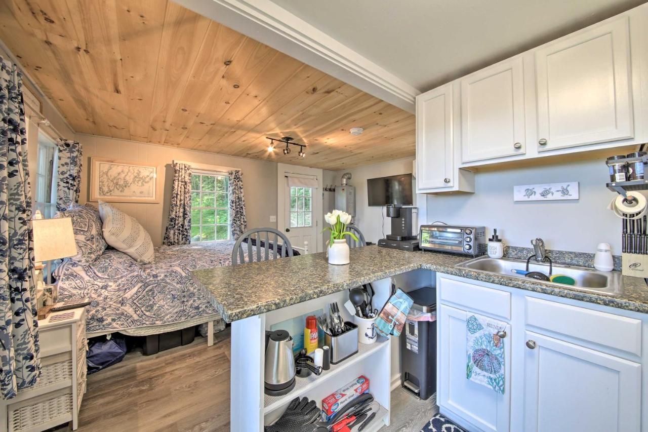 Lush Edgecomb Studio Cottage With Fire Table! Exterior photo